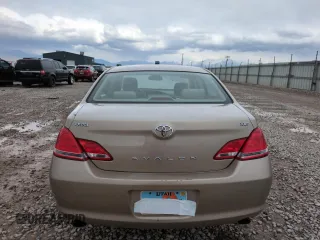 2006 Toyota Avalon XL z VIN 4T1BK36B26U138553, wystawiony jako Copart lot #53502645 z przebiegiem Nie podano mil oraz Szkoda całkowita • Salvage title. Historia ofert i sprzedaży dostępna na DreamBid. Obrazek 6.