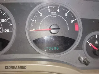 2007 Jeep Compass Sport with VIN 1J8FF47W07D158313, listed as a IAAI auction lot 41913422 with 170,286 mi miles. Bid and sale history available at carsss.com. Image 7.
