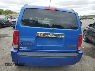 2008 Dodge Nitro SLT with VIN 1D8GU58K68W138884, listed as a Copart auction lot 72339264 with 185,832 mi miles and Salvage Title. Bid and sale history available at carsss.com. Image 6.