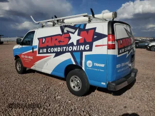 2022 Chevrolet Express Cargo z VIN 1GCWGAFP2N1291652, wystawiony jako Copart lot #63129415 z przebiegiem 51 110 mil mil oraz Szkoda całkowita • Salvage title. Historia ofert i sprzedaży dostępna na DreamBid. Obrazek 2.