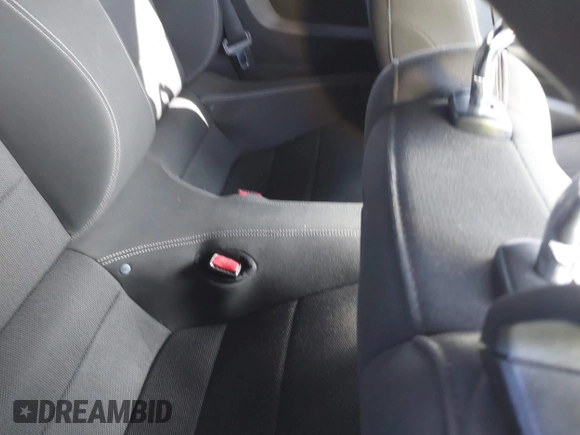 2015 Ford Mustang V6 with VIN 1FATP8EM6F5427266, listed as a IAAI auction lot 42003599 with 120,222 mi miles and . Bid and sale history available at DreamBid. Image 8.