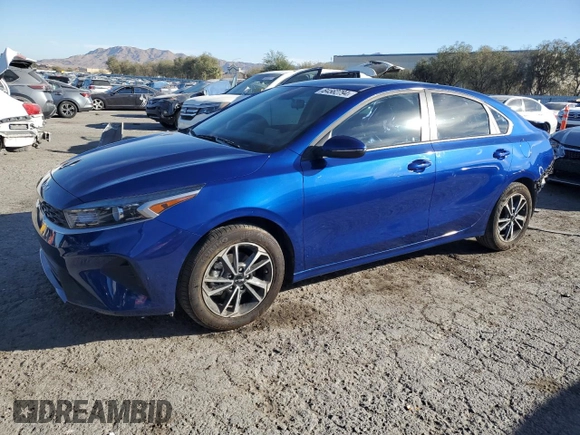 2024 Kia Forte LXS with VIN 3KPF24AD1RE776283, listed as a Copart auction lot 84562794 with 6,528 mi miles and Salvage Title. Bid and sale history available at carsss.com. Image 1.