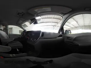 2018 Toyota Sienna LE Auto Access Seat с VIN 5TDKZ3DC4JS942314, выставлен на аукционе IAAI как лот 42230878 с пробегом 245 789 миль миль и . История ставок и продаж доступна на DreamBid. Изображение 18.