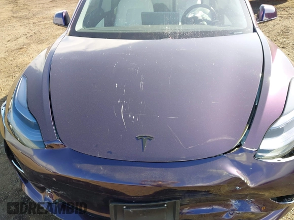 2020 Tesla Model 3 Standard Range Plus z VIN 5YJ3E1EA9LF599332, wystawiony jako IAAI lot #41563213 z przebiegiem Nie podano mil oraz . Historia ofert i sprzedaży dostępna na DreamBid. Obrazek 10.