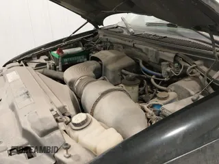 2002 Ford F-150 XLT с VIN 1FTRW08L72KE41409, выставлен на аукционе IAAI как лот 42245185 с пробегом 169 139 миль миль и . История ставок и продаж доступна на DreamBid. Изображение 21.