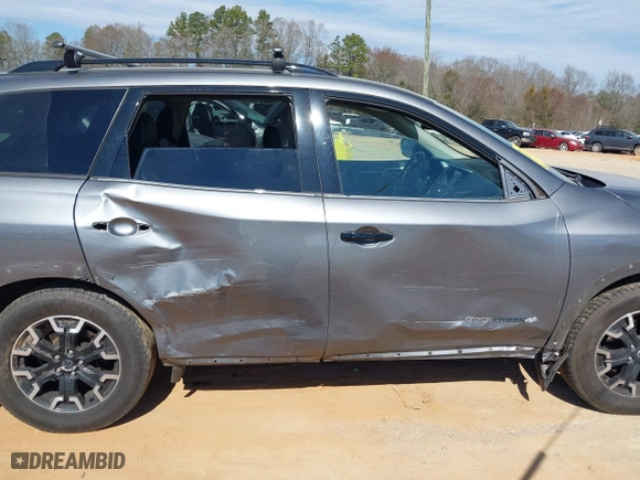 2019 Nissan Pathfinder S with VIN 5N1DR2MM3KC623917, listed as a IAAI auction lot 41661193 with 92,345 mi miles. Bid and sale history available at carsss.com. Image 13.