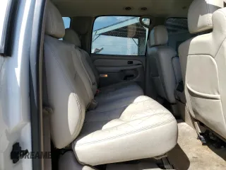 2003 Chevrolet Suburban LT with VIN 3GNEC16T73G246667, listed as a Copart auction lot 50145264 with 251,057 mi miles and Salvage Title. Bid and sale history available at carsss.com. Image 12.