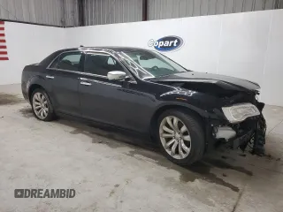 2018 Chrysler 300 Limited z VIN 2C3CCAEG3JH324335, wystawiony jako Copart lot #50092205 z przebiegiem 91 611 mil mil oraz Tytuł czysty. Historia ofert i sprzedaży dostępna na DreamBid. Obrazek 4.