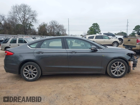 2017 Ford Fusion SE with VIN 3FA6P0H75HR375312, listed as a IAAI auction lot 41536030 with 154,732 mi miles. Bid and sale history available at carsss.com. Image 14.