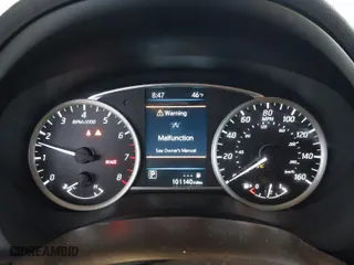 2019 Nissan Sentra S with VIN 3N1AB7AP9KY371589, listed as a IAAI auction lot 41852331 with 101,140 mi miles. Bid and sale history available at carsss.com. Image 7.