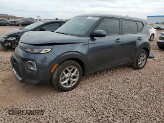 2020 Kia Soul LX with VIN KNDJ23AU1L7021680, listed as a Copart auction lot 47815055 with 23,293 mi miles and Salvage Title. Bid and sale history available at carsss.com. Image 1.