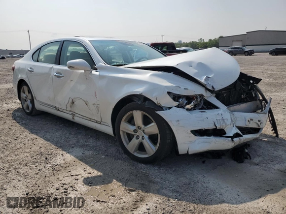 2010 Lexus LS 460 z VIN JTHBL5EF0A5097424, wystawiony jako Copart lot #59780325 z przebiegiem Nie podano mil oraz Szkoda całkowita • Salvage title. Historia ofert i sprzedaży dostępna na DreamBid. Obrazek 4.