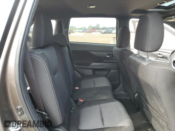 2018 Mitsubishi Outlander SE with VIN JA4AD3A30JZ036846, listed as a Copart auction lot 60043125 with 41,718 mi miles and Salvage title. Bid and sale history available at DreamBid. Image 10.