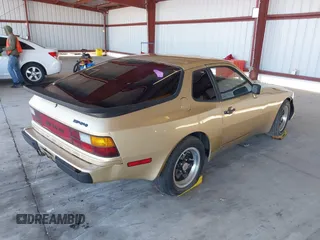 1983 Porsche 944 with VIN WP0AA0943DN459815, listed as a IAAI auction lot 41842228 with 83,142 mi miles. Bid and sale history available at carsss.com. Image 4.