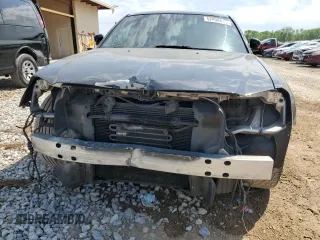 2005 Dodge Magnum RT z VIN 2D8GV58205H550371, wystawiony jako Copart lot #52808415 z przebiegiem 201 932 mil mil oraz Szkody całkowita. Historia ofert i sprzedaży dostępna na DreamBid. Obrazek 5.