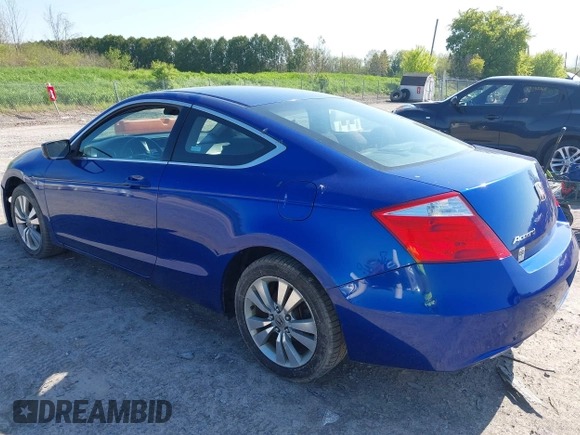 2009 Honda Accord EX z VIN 1HGCS12779A025171, wystawiony jako IAAI lot #42230478 z przebiegiem 172 960 mil mil oraz . Historia ofert i sprzedaży dostępna na DreamBid. Obrazek 3.