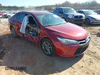2017 Toyota Camry XLE with VIN 4T1BF1FK4HU657924, listed as a IAAI auction lot 41653924 with 174,016 mi miles. Bid and sale history available at carsss.com. Image 1.