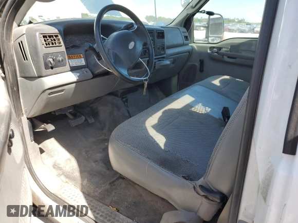 2003 Ford F-450 with VIN 1FDXF47P43EC43305, listed as a Copart auction lot 77823294 with 204,810 mi miles and Clean title. Bid and sale history available at DreamBid. Image 7.