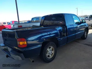 2001 Chevrolet Silverado 1500 LT with VIN 2GCEC19T711274379, listed as a IAAI auction lot 41479347 with 254,714 mi miles. Bid and sale history available at carsss.com. Image 4.