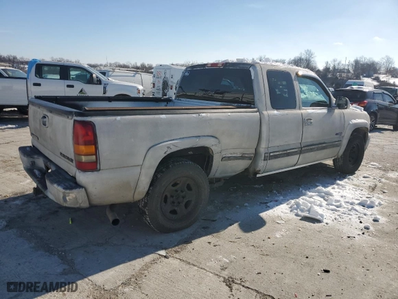 1999 Chevrolet Silverado 1500 LS with VIN 2GCEC19T1X1126561, listed as a Copart auction lot 42509425 with 216,225 mi miles and Salvage Title. Bid and sale history available at carsss.com. Image 3.