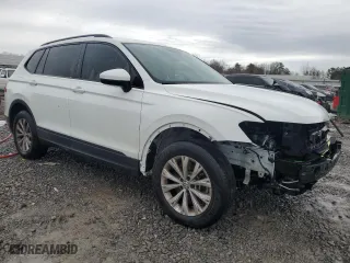 2020 Volkswagen Tiguan S with VIN 3VV1B7AX4LM037073, listed as a Copart auction lot 42588175 with 25,289 mi miles and Salvage Title. Bid and sale history available at carsss.com. Image 4.
