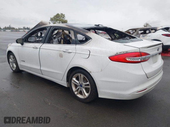 2018 Ford Fusion SE with VIN 3FA6P0LU1JR268602, listed as a IAAI auction lot 41804732 with Not Provided miles and . Bid and sale history available at DreamBid. Image 3.