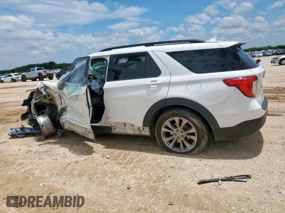 2022 Ford Explorer XLT z VIN 1FMSK7DH9NGA71395, wystawiony jako Copart lot #60721505 z przebiegiem Nie podano mil oraz Szkoda całkowita • Salvage title. Historia ofert i sprzedaży dostępna na DreamBid. Obrazek 2.