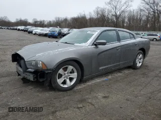 2012 Dodge Charger SXT with VIN 2C3CDXHG2CH304270, listed as a Copart auction lot 47995615 with 136,181 mi miles and Salvage Title. Bid and sale history available at carsss.com. Image 1.
