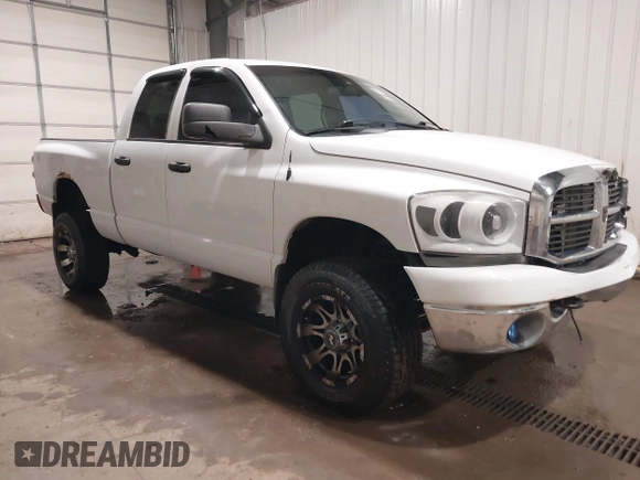 2007 Dodge Ram 2500 SLT with VIN 1D7KS28C87J567211, listed as a IAAI auction lot 41344967 with 194,618 mi miles. Bid and sale history available at carsss.com. Image 1.
