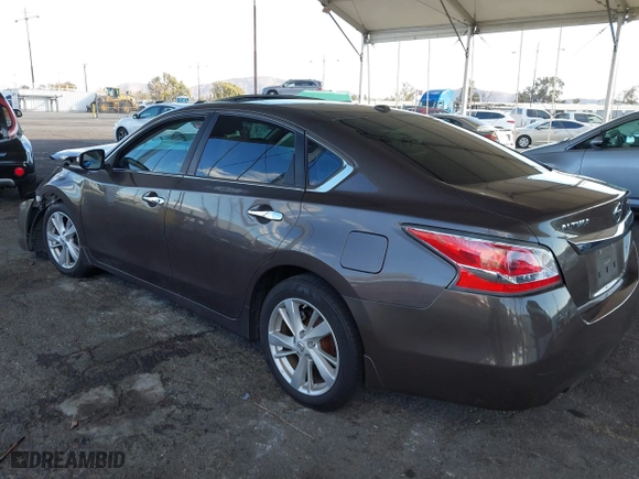 2015 Nissan Altima 2.5 SV with VIN 1N4AL3AP1FC169188, listed as a IAAI auction lot 41274644 with 82,222 mi miles. Bid and sale history available at carsss.com. Image 3.