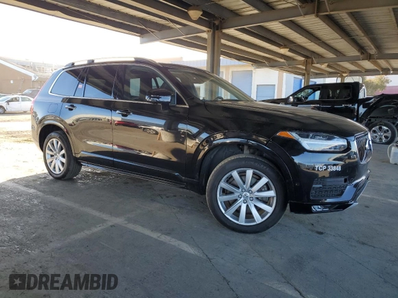2018 Volvo XC90 Momentum with VIN YV4102CK2J1350140, listed as a Copart auction lot 45556565 with 210,387 mi miles and Salvage Title. Bid and sale history available at carsss.com. Image 4.