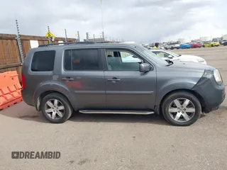 2011 Honda Pilot EX-L with VIN 5FNYF4H65BB066162, listed as a IAAI auction lot 41841588 with 387,036 mi miles and . Bid and sale history available at carsss.com. Image 13.