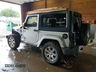 2012 Jeep Wrangler Arctic z VIN 1C4GJWBG2CL237343, wystawiony jako Copart lot #64674015 z przebiegiem 72 750 mil mil oraz Szkoda całkowita • Salvage title. Historia ofert i sprzedaży dostępna na DreamBid. Obrazek 2.