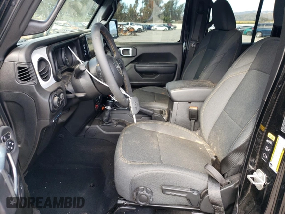 2024 Jeep Wrangler Willys z VIN 1C4RJXN67RW217419, wystawiony jako Copart lot #45734555 z przebiegiem 2 438 mil mil oraz Szkoda całkowita • Salvage title. Historia ofert i sprzedaży dostępna na DreamBid. Obrazek 7.