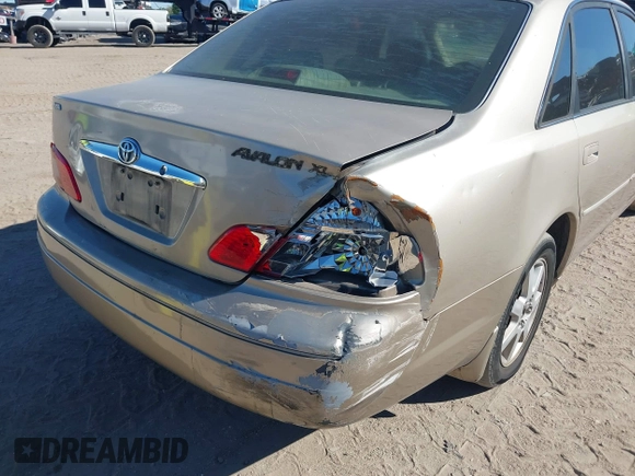 2004 Toyota Avalon XL with VIN 4T1BF28B74U343522, listed as a IAAI auction lot 41823601 with 146,181 mi miles and . Bid and sale history available at DreamBid. Image 6.