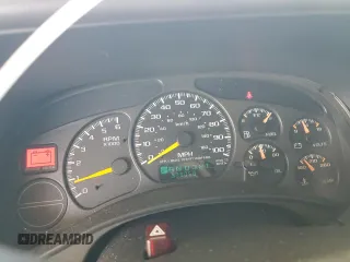 2001 Chevrolet Suburban LT with VIN 3GNFK16T21G209059, listed as a Copart auction lot 70164404 with 339,058 mi miles and Salvage Title. Bid and sale history available at carsss.com. Image 9.