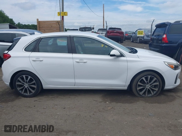 2018 Hyundai Elantra z VIN KMHH35LE6JU018653, wystawiony jako IAAI lot #42619829 z przebiegiem 58 726 mil mil oraz . Historia ofert i sprzedaży dostępna na DreamBid. Obrazek 13.