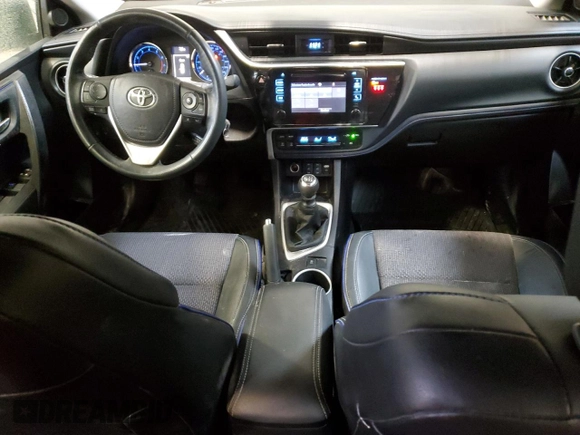 2019 Toyota Corolla L z VIN 2T1BURHE6KC152553, wystawiony jako Copart lot #61573735 z przebiegiem 102 006 mil mil oraz Szkoda całkowita • Salvage title. Historia ofert i sprzedaży dostępna na DreamBid. Obrazek 8.