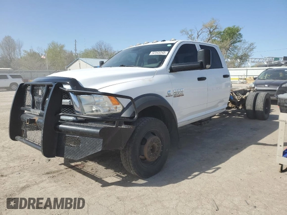 2018 Ram 5500 Tradesman with VIN 3C7WRNFL2JG371658, listed as a Copart auction lot 52543245 with 150,250 mi miles and Salvage title. Bid and sale history available at DreamBid. Image 1.