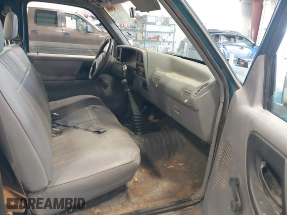 1994 Ford Ranger Splash with VIN 1FTCR10A3RUD35437, listed as a IAAI auction lot 42658300 with 220,218 mi miles and . Bid and sale history available at DreamBid. Image 5.