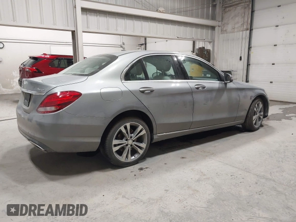 2016 Mercedes-Benz C 300 Luxury with VIN 55SWF4KB8GU113087, listed as a IAAI auction lot 42255273 with Not Provided miles and . Bid and sale history available at DreamBid. Image 4.