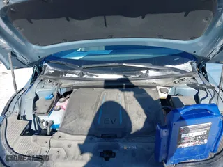 2022 Hyundai IONIQ 5 SE with VIN KM8KMDAF8NU101337, listed as a IAAI auction lot 41389478 with 38,734 mi miles. Bid and sale history available at carsss.com. Image 10.