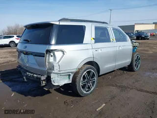 2019 Ford Expedition Limited with VIN 1FMJU2AT4KEA86525, listed as a IAAI auction lot 41784517 with 66,714 mi miles. Bid and sale history available at carsss.com. Image 4.