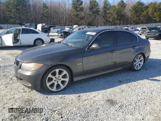 2006 BMW 3 Series 330i z VIN WBAVB33566KR76710, wystawiony jako Copart lot #87528795 z przebiegiem 128 863 mil mil oraz Czysty tytuł • Clean title. Historia ofert i sprzedaży dostępna na DreamBid. Obrazek 1.