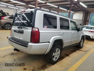 2010 Jeep Commander Sport с VIN 1J4RG4GK1AC132194, выставлен на аукционе Copart как лот 59276295 с пробегом 268 856 миль миль и Списание • Salvage title. История ставок и продаж доступна на DreamBid. Изображение 3.
