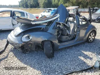 2006 Volkswagen New Beetle Coupe with VIN 3VWRR31C26M401236, listed as a Copart auction lot 72189394 with 0 mi miles and Salvage Title. Bid and sale history available at carsss.com. Image 1.