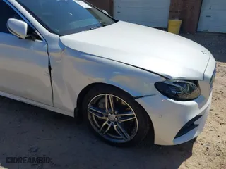 2017 Mercedes-Benz E-Class E 300 Luxury with VIN WDDZF4JB9HA036925, listed as a IAAI auction lot 41761755 with 88,712 mi miles. Bid and sale history available at carsss.com. Image 6.