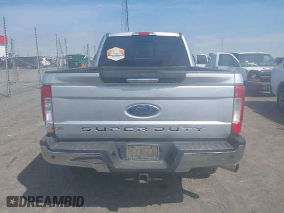 2019 Ford F-250 XL z VIN 1FT7W2B66KEC54893, wystawiony jako IAAI lot #41887418 z przebiegiem 151 950 mil mil oraz . Historia ofert i sprzedaży dostępna na DreamBid. Obrazek 17.