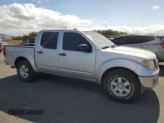 2008 Nissan Frontier SE z VIN 1N6AD07U08C426831, wystawiony jako Copart lot #61685355 z przebiegiem 149 564 mil mil oraz Czysty tytuł • Clean title. Historia ofert i sprzedaży dostępna na DreamBid. Obrazek 4.
