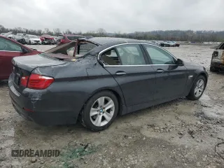 2012 BMW 5 Series 528i xDrive with VIN WBAXH5C54CDW05421, listed as a Copart auction lot 51747865 with 133,881 mi miles and Salvage Title. Bid and sale history available at carsss.com. Image 3.